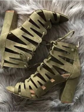 Madden NYC Olive Green Lace-Up Block Heel Sandals for Women